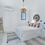 Iokasti Luxury With Private Pool & Sea Views-12 Guests * Drios